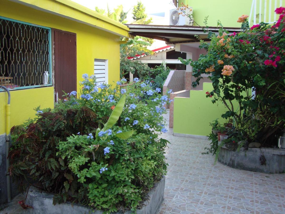 Residence Madelia Port-Louis Exteriör bild